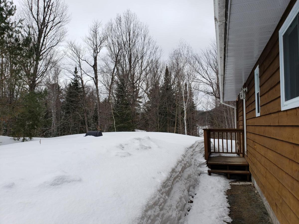 Parkway Cottage Resort And Trading Post Dwight Exterior foto