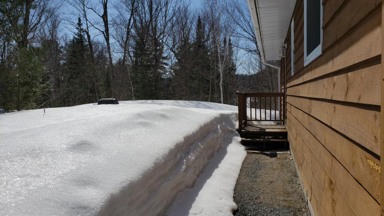 Parkway Cottage Resort And Trading Post Dwight Exterior foto