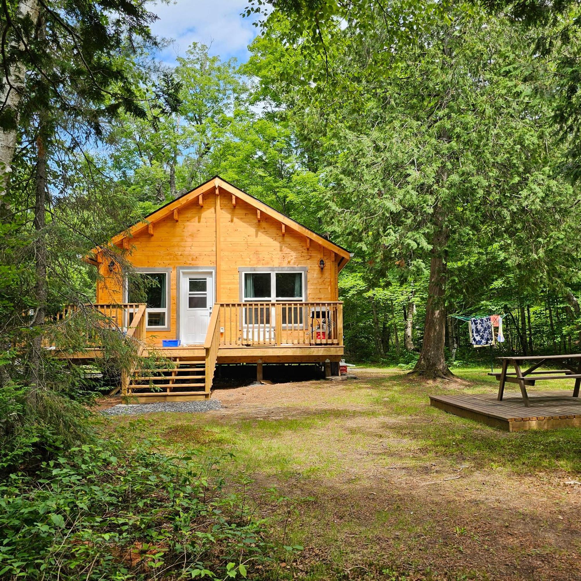 Parkway Cottage Resort And Trading Post Dwight Exterior foto