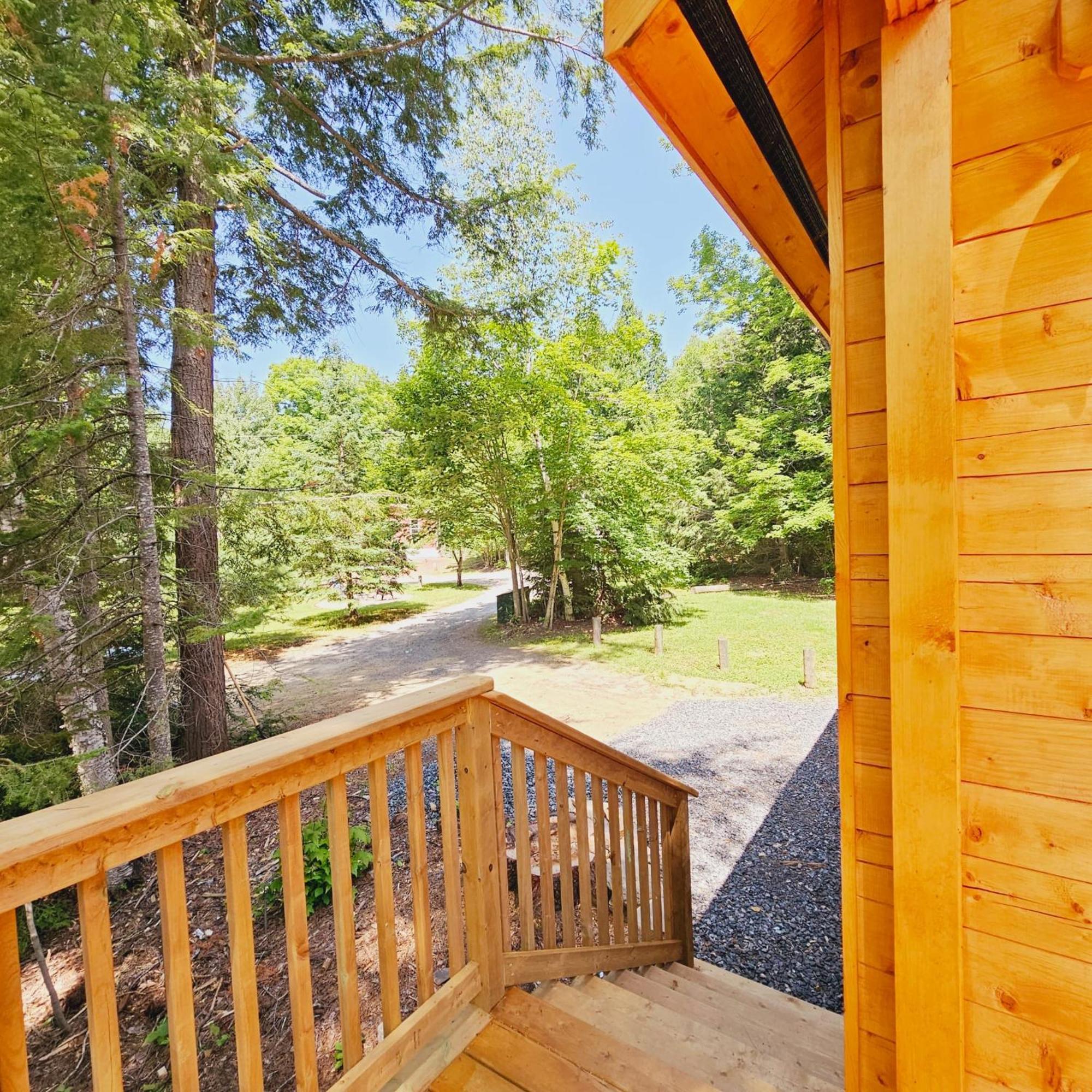 Parkway Cottage Resort And Trading Post Dwight Exterior foto